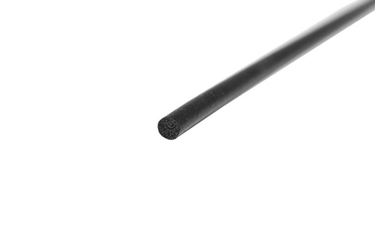 Sznur gumowy porowaty EPDM fi 4